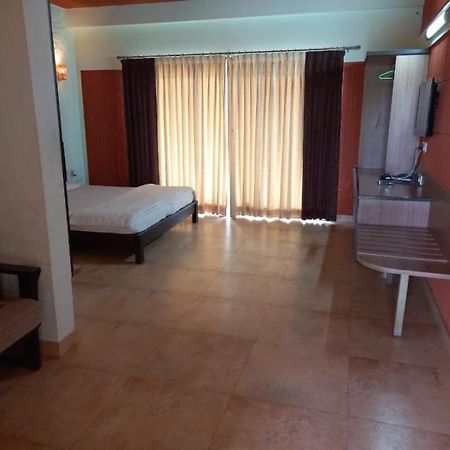 Nikhara Estate Resorts Kodlipet Kültér fotó